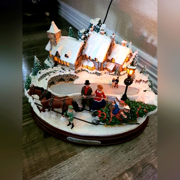 Thomas Kinkaid Bringing home the tree Bradford Collection - Picture 3 of 6